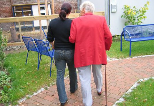 dependent-441408_1280 dependent-441408_1280