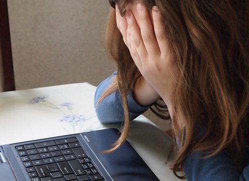 Kouluikäisen lapsen kiusaaminen, häirintä ja seksuaalinen väkivalta digitaalisissa ympäristöissä, webinaari
