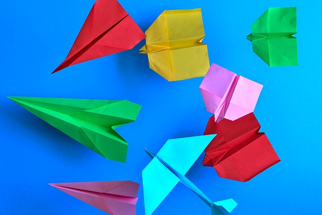 paper-airplane-6320711_640