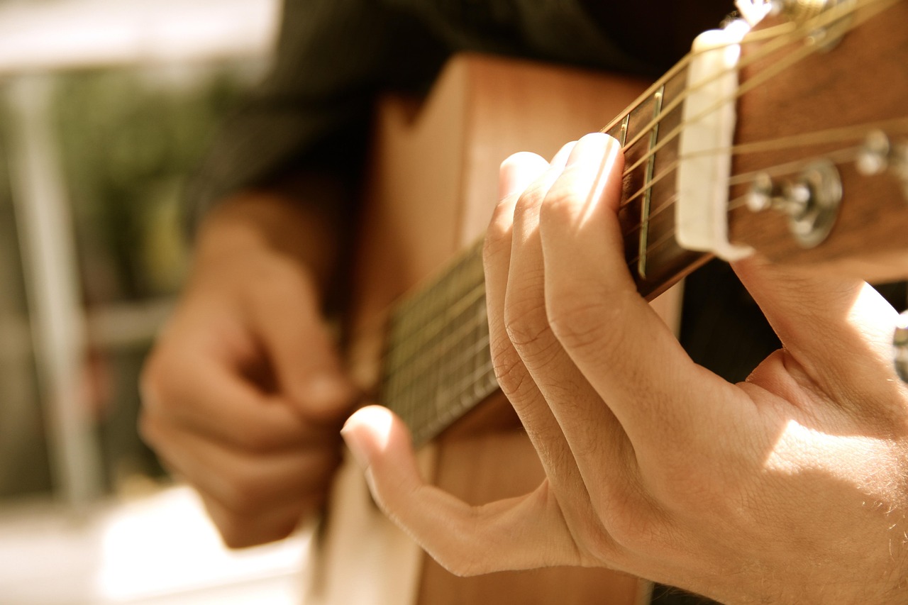 guitar-3643041_1280