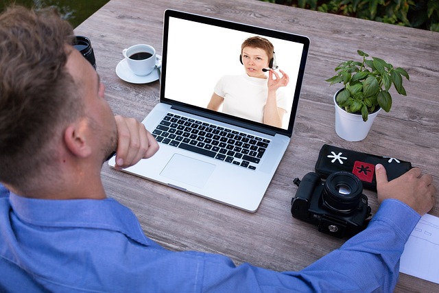 tumisu-webinar-4216601_640 tumisu-webinar-4216601_640